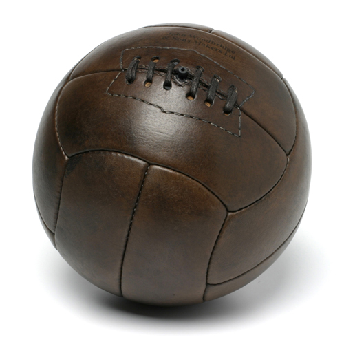 Ballon de football en cuir vintage Tiento 1930